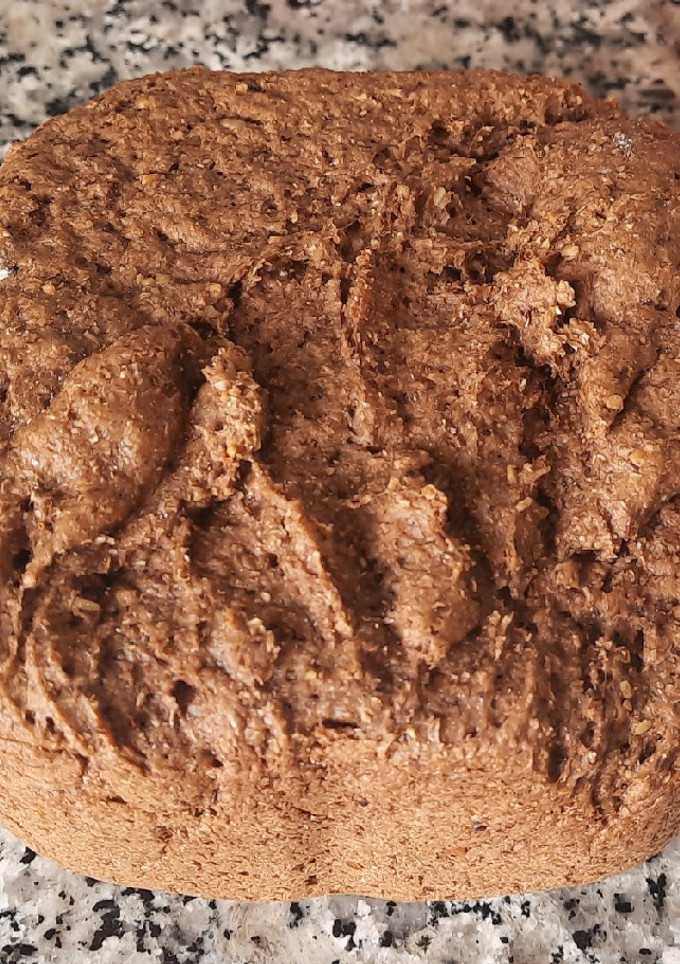 Una foto de Pan rápido con harina de algarroba en panificadora Cecotec