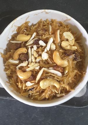 A picture of Sweet Vermicelli with Toasted Nuts.