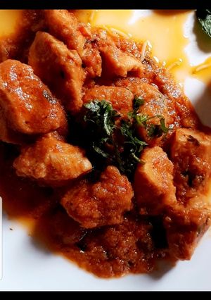 A picture of Saucy chicken.