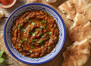 Une photo de Zaalouk marocaine (caviar d'aubergine)