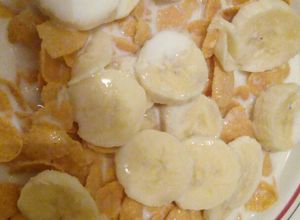 Una foto de Cereal con leche