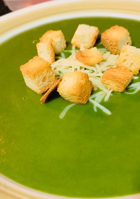 Una foto de Una simple crema de espinacas 🍲