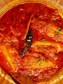 পটল কালিয়া (potol kaliya recipe in Bengali) রেসিপির প্রধান ছবি
