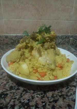 صورة لوصفة أرز بدجاج والخضار