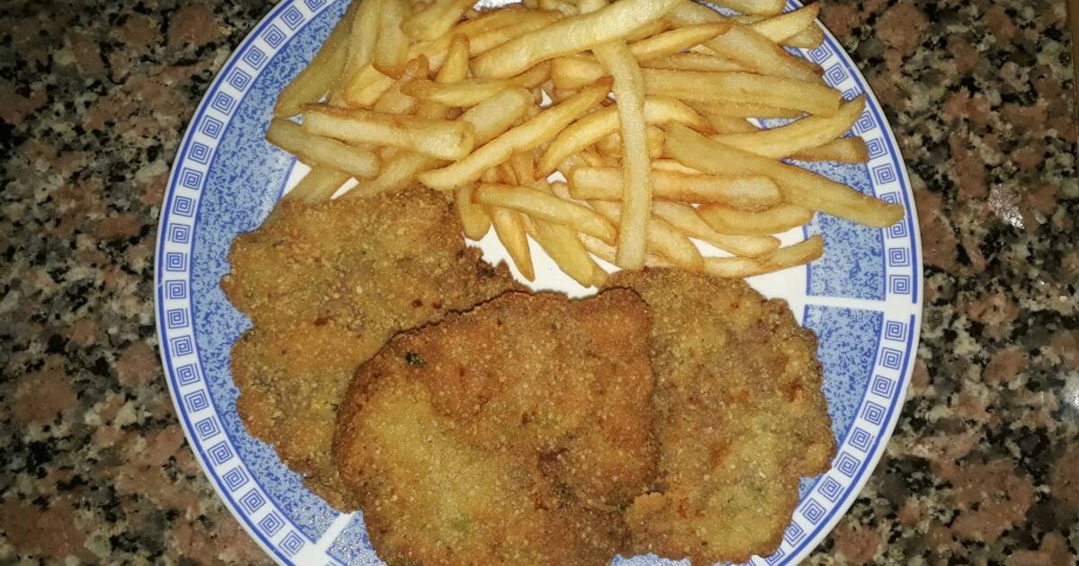 Milanesas con papas fritas Receta de Walter Guiaz- Cookpad