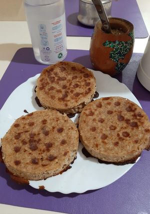 Una foto de Tortitas de fruta y avena