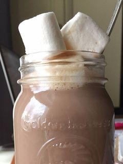 A picture of Peppermint mocha.