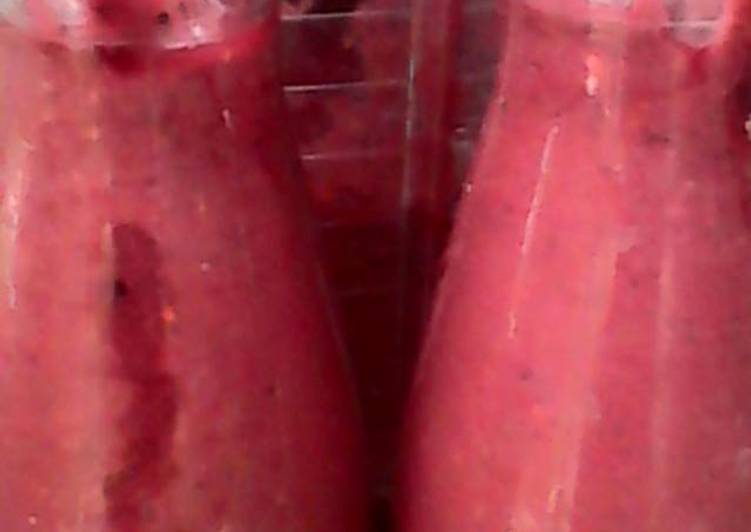 Easiest Way to Make Yummy Super red smoothie