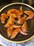 Alette di pollo speziate (BBQ style) in padella