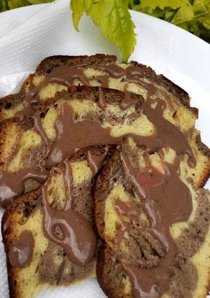 A picture of Cake (Chocolate & Vanilla).