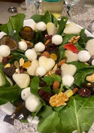 Una foto de Ensalada de frutos secos
