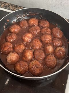 Una foto de Albóndigas en salsa de vino tinto