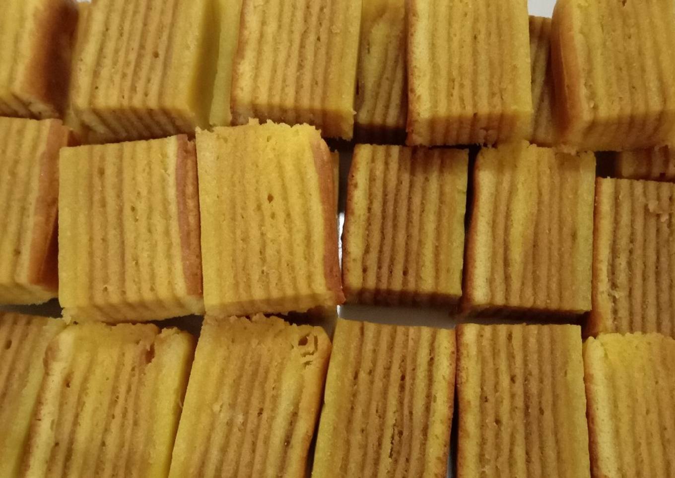 Lapis Legit / kue susu
