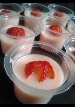 Foto resep Puding Strawberry Momogi