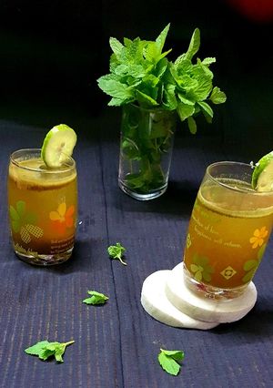 মৌরি মিছরি পুদিনার শরবত(mouri michri pudina sharbat recipe in bengali) রেসিপির প্রধান ছবি