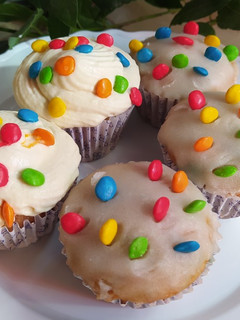 Una foto de Muffins de Banana y Colores 🌈❤️