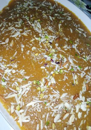 A picture of Chanay ki dal ka halwa Gurr mein.