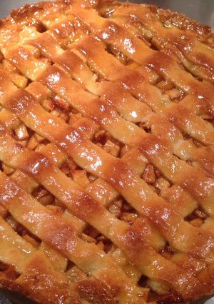 Una foto de Tarta de manzana enrejada