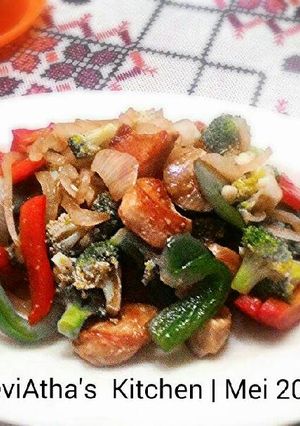 Foto resep Ayam Tumis Paprika & Brokoli