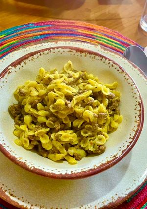 Una foto de Mariposas con carne molida