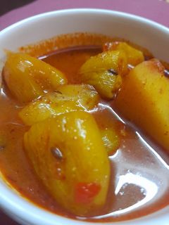 আলু পটলের ভালনা (aloo potoler dalna recipe in Bengali) রেসিপির প্রধান ছবি