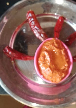 பூண்டு சட்னி (Poondu chutney recipe in tamil) செய்முறை முக்கிய புகைப்படம்