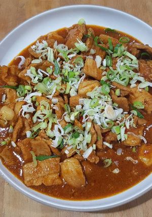 Foto resep Plecing daging babi merah manis pedas ala mamih😊