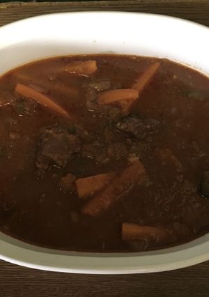 Una foto de Guiso provenzal de carne con vino