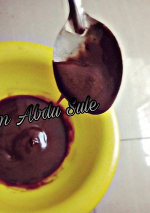 A picture of Homemade Chocolate Glaze.