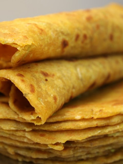 A picture of Lauki Thepla.