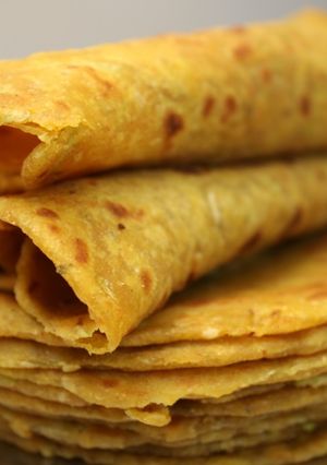 A picture of Lauki Thepla.