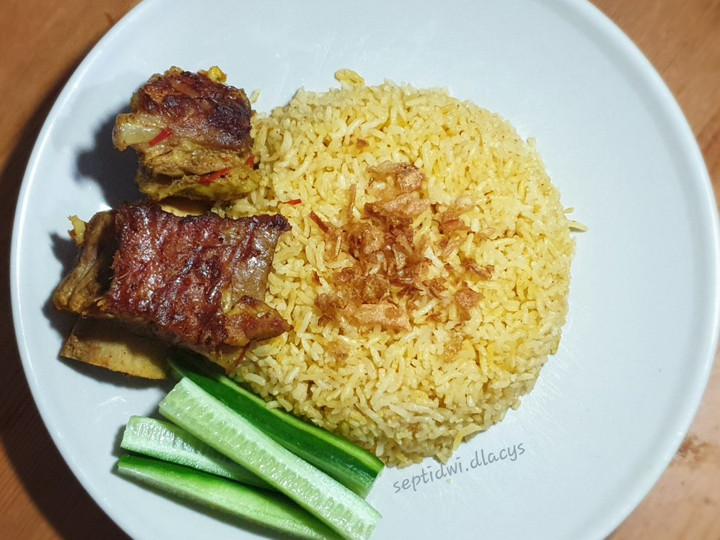 Ternyata ini loh! Resep bikin Nasi Kebuli Gurih Ngeprul (Versi Daging Sapi Empuk) yang sesuai selera