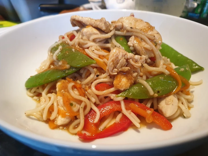 Easy Steps to Prepare Chicken Chow mein the Perfect Makes you drool