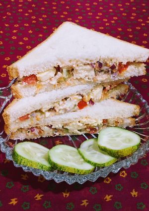 A picture of Vegetable Sandwich.