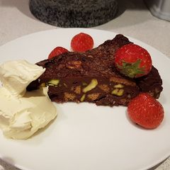 A picture of Gluten free chocolate torte.