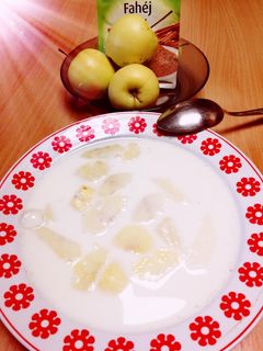 Almaleves recept fotója
