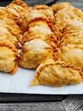 Pastel sayur dan ayam