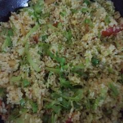 A picture of Cabbage rice.