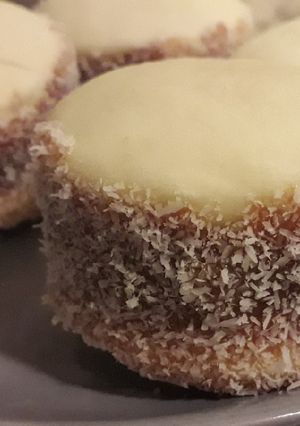Una foto de Alfajores de maicena sin manteca 💕