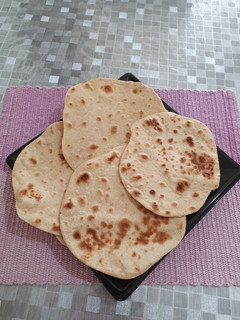 Foto di Pane Arabo cotto in padella