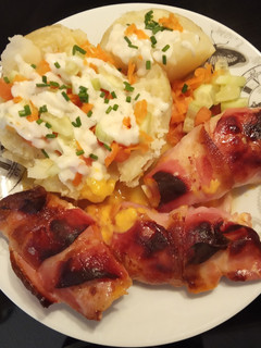 Una foto de Filetes de pollo relleno al horno con zumo de naranja