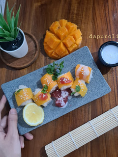 Foto resep Sushi Mango Sticky Rice
