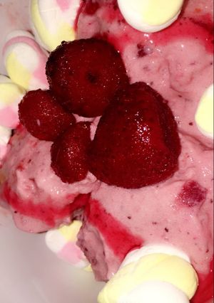 صورة لوصفة ايس كريم فراولة 🍓