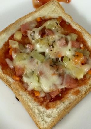 Hình của món Khi Pizza Vắng Lò.