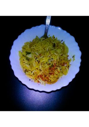 A picture of Bowl garlic rice.
