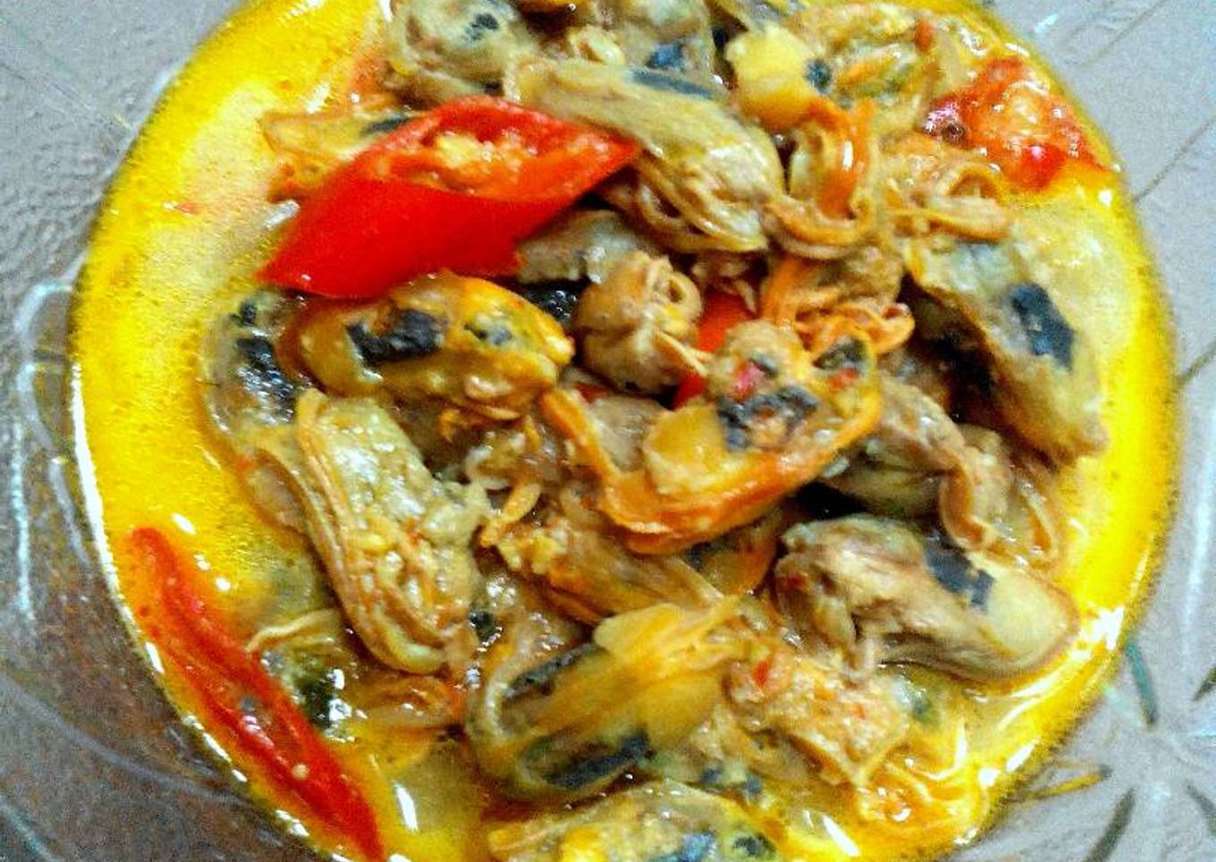 Kerang hijau bumbu rendang
