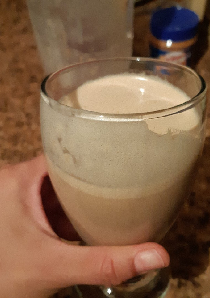 Una foto de Batido de proteína con café
