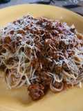 Salsa bolognesa con fideos