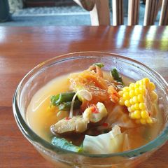 A picture of Sour vegetables soup.