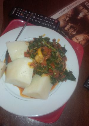 A picture of White yam and beef vegetable.